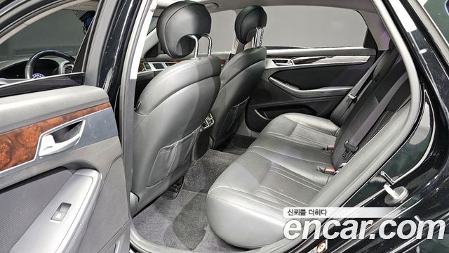 Hyundai Genesis 2015 thumb 10