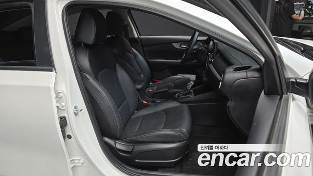Kia K3 2020 thumb 11