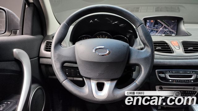 Renault Korea SM3 2010 thumb 12