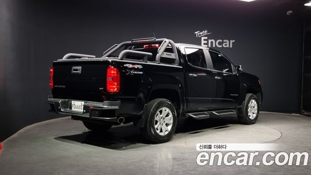 Chevrolet Colorado 2022 thumb 3