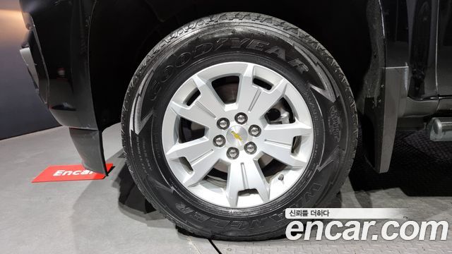 Chevrolet Colorado 2022 thumb 6
