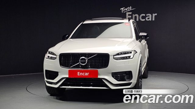 Volvo XC90 2020 thumb 4