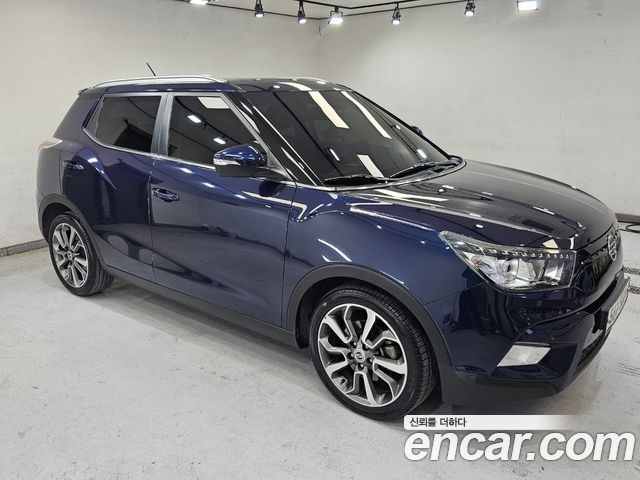 SsangYong Tivoli 2016 thumb 3