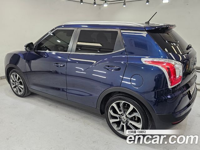 SsangYong Tivoli 2016 thumb 7