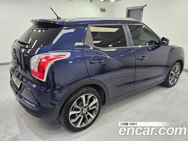 SsangYong Tivoli 2016 thumb 8