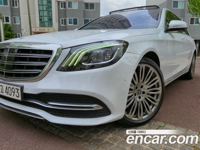 Mercedes-Benz S-Class 2018 thumb 2