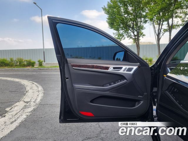 Hyundai Genesis 2015 thumb 12