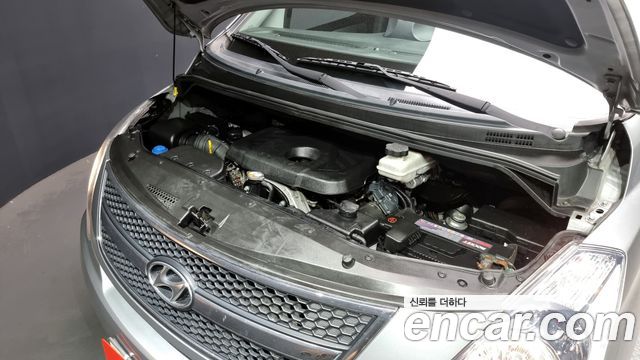 Hyundai Starex 2014 thumb 6