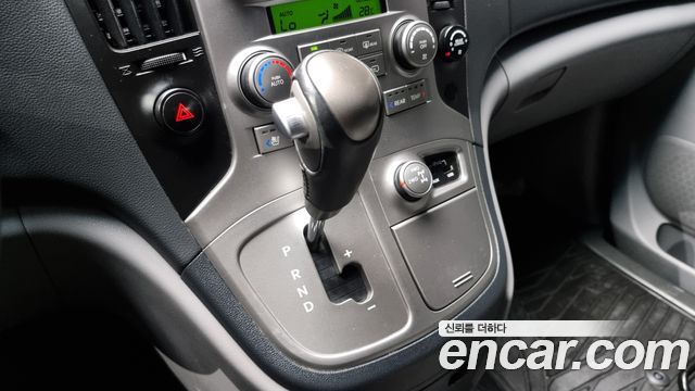 Hyundai Starex 2014 thumb 9