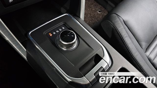 Land Rover Discovery Sport 2017 thumb 9