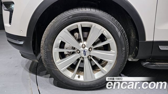 Ford Explorer 2019 thumb 5