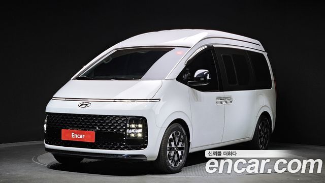 Hyundai Staria 2023 thumb 2