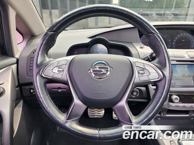SsangYong Korando 2017 thumb 9