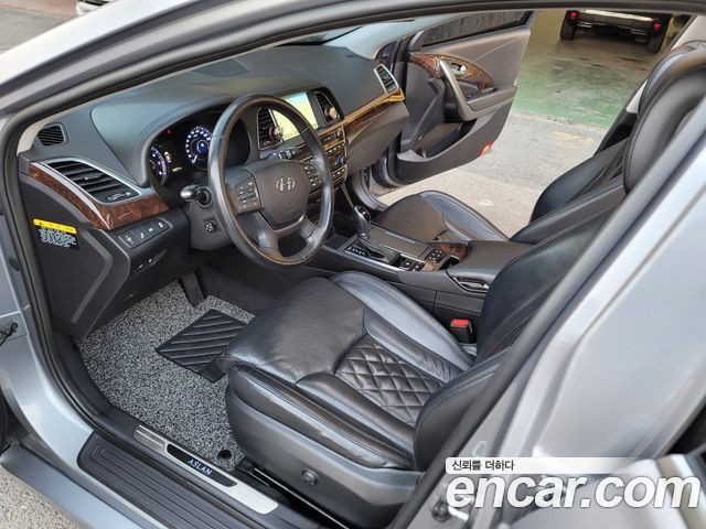 Hyundai Aslan 2016 thumb 9