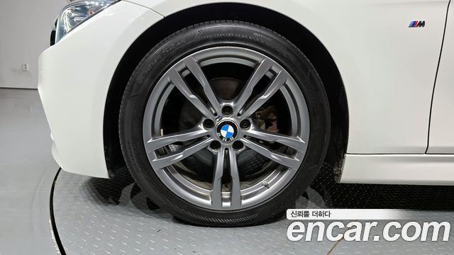 BMW 3 серии 2015 thumb 6