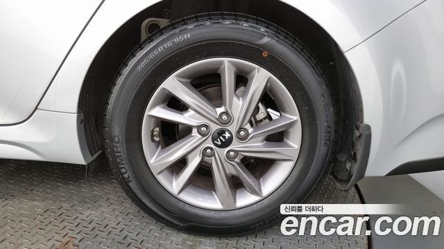 Kia K5 2018 thumb 5