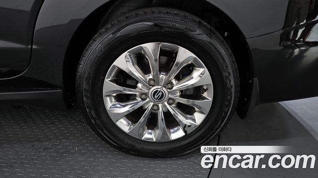 SsangYong Korando 2016 thumb 6