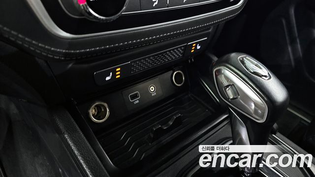 SsangYong Rexton 2020 thumb 12
