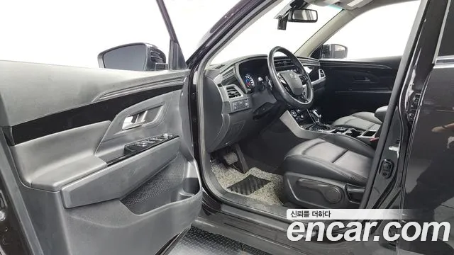 SsangYong Korando 2020 thumb 11