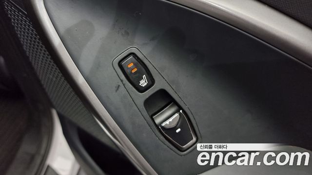 Hyundai Santa Fe 2016 thumb 12