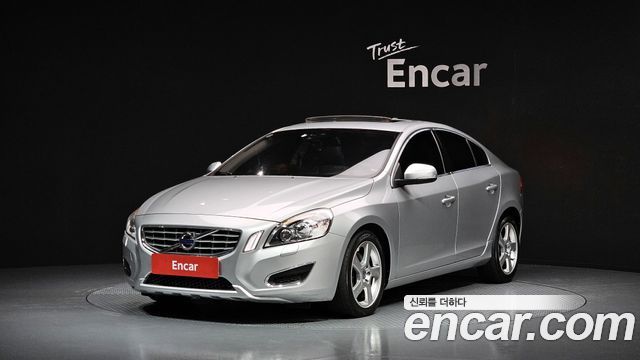 Volvo S60 2011 thumb 2