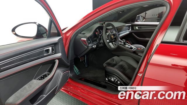 Porsche Panamera 2020 thumb 10