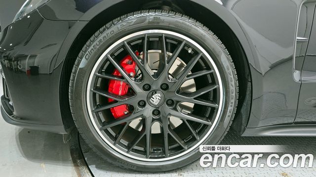 Porsche Panamera 2023 thumb 6