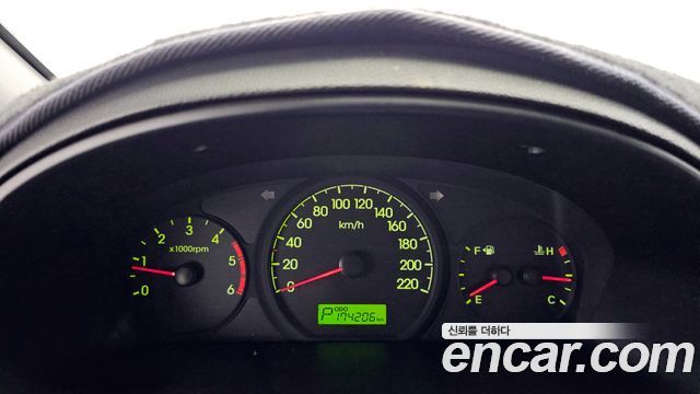 Hyundai Starex 2010 thumb 9