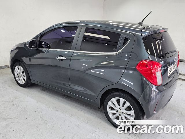 Chevrolet Spark 2018 thumb 7