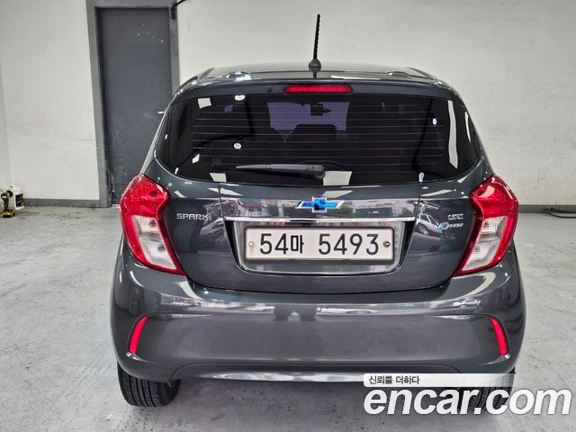 Chevrolet Spark 2018 thumb 9