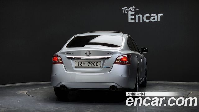 Nissan Altima 2013 thumb 4