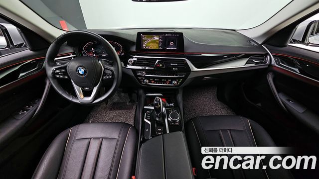 BMW 5 серии 2020 thumb 8