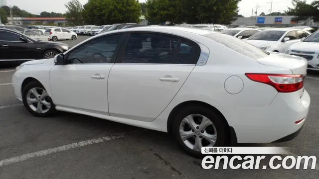 Renault Korea SM5 2010 thumb 12