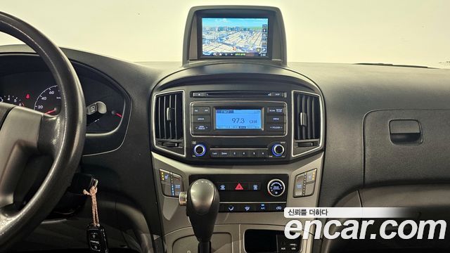 Hyundai Starex 2015 thumb 11