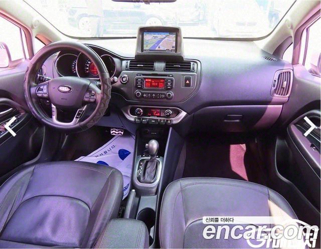 Kia Pride 2012 thumb 6