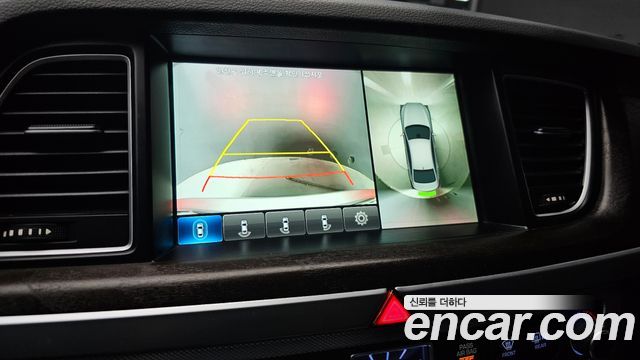 Genesis G80 2018 thumb 11