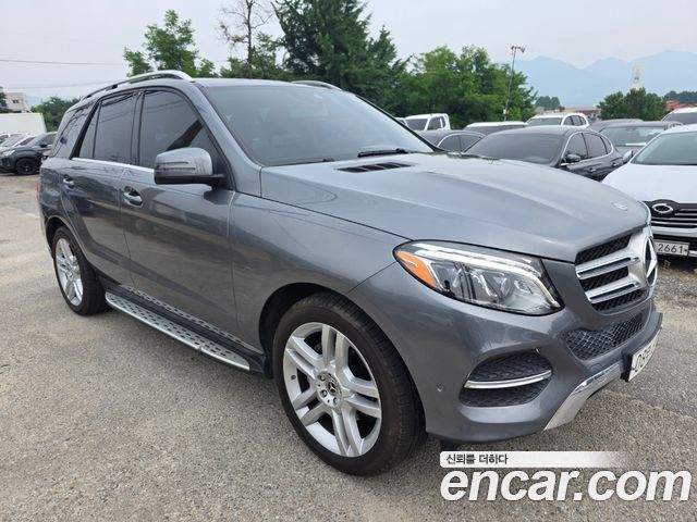 Mercedes-Benz GLE 2018 thumb 3