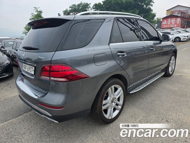 Mercedes-Benz GLE 2018 thumb 5