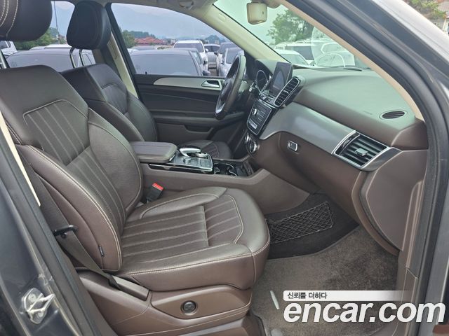 Mercedes-Benz GLE 2018 thumb 8