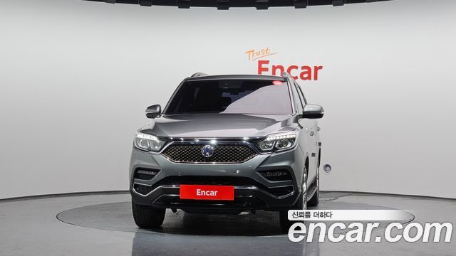 SsangYong Rexton 2018 thumb 4