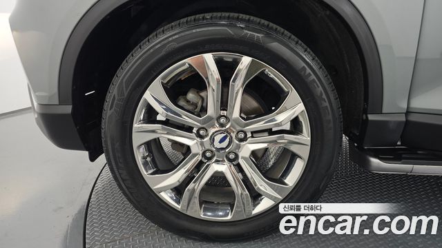 SsangYong Rexton 2018 thumb 6