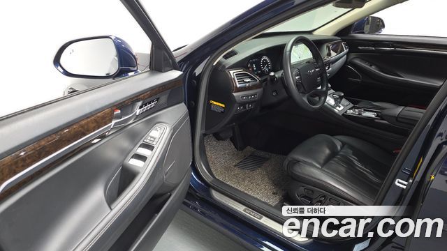 Genesis G90 2019 thumb 11
