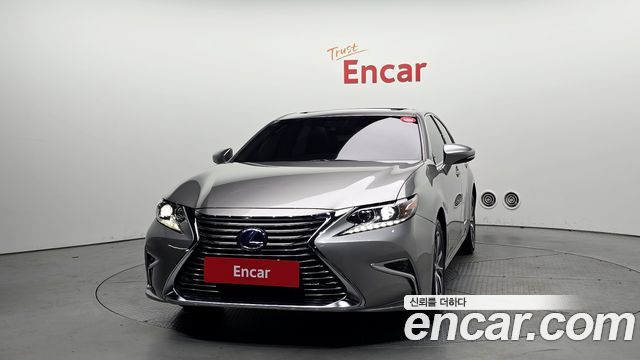 Lexus ES 2018 thumb 4