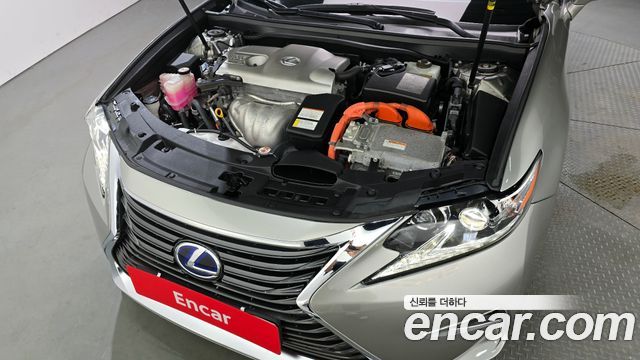 Lexus ES 2018 thumb 6