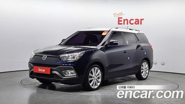 SsangYong Tivoli 2016 thumb 2