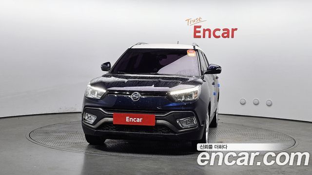 SsangYong Tivoli 2016 thumb 4