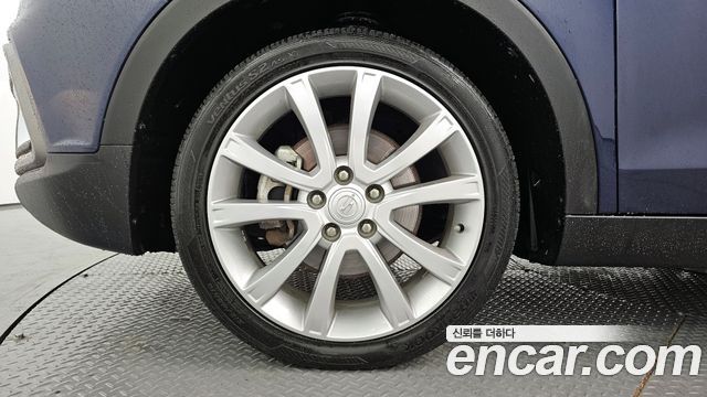 SsangYong Tivoli 2016 thumb 6