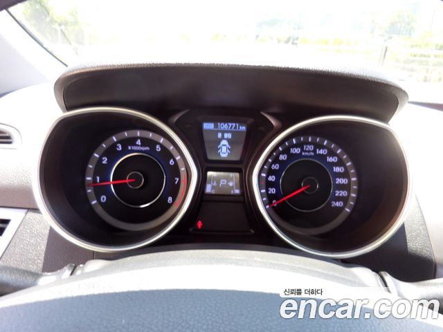 Hyundai Avante 2011 thumb 9