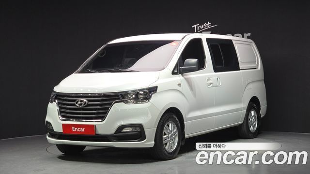 Hyundai Starex 2018 thumb 2