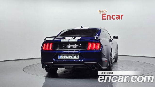 Ford Mustang Mach-E 2020 thumb 5